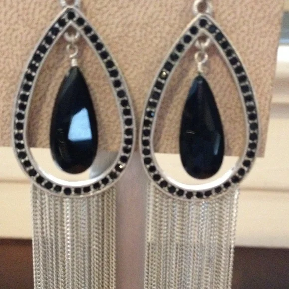 Kenneth Cole earrings - Picture 2 of 2